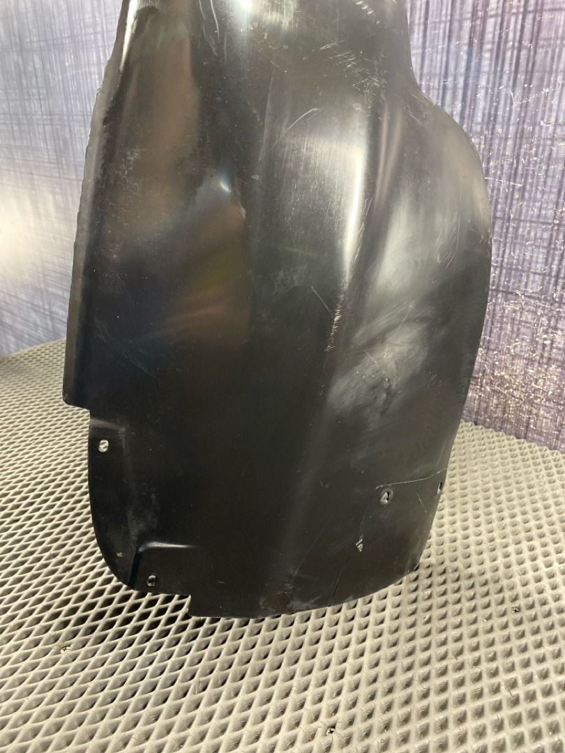 Подкрылок, 4040 рублей, Красноярск