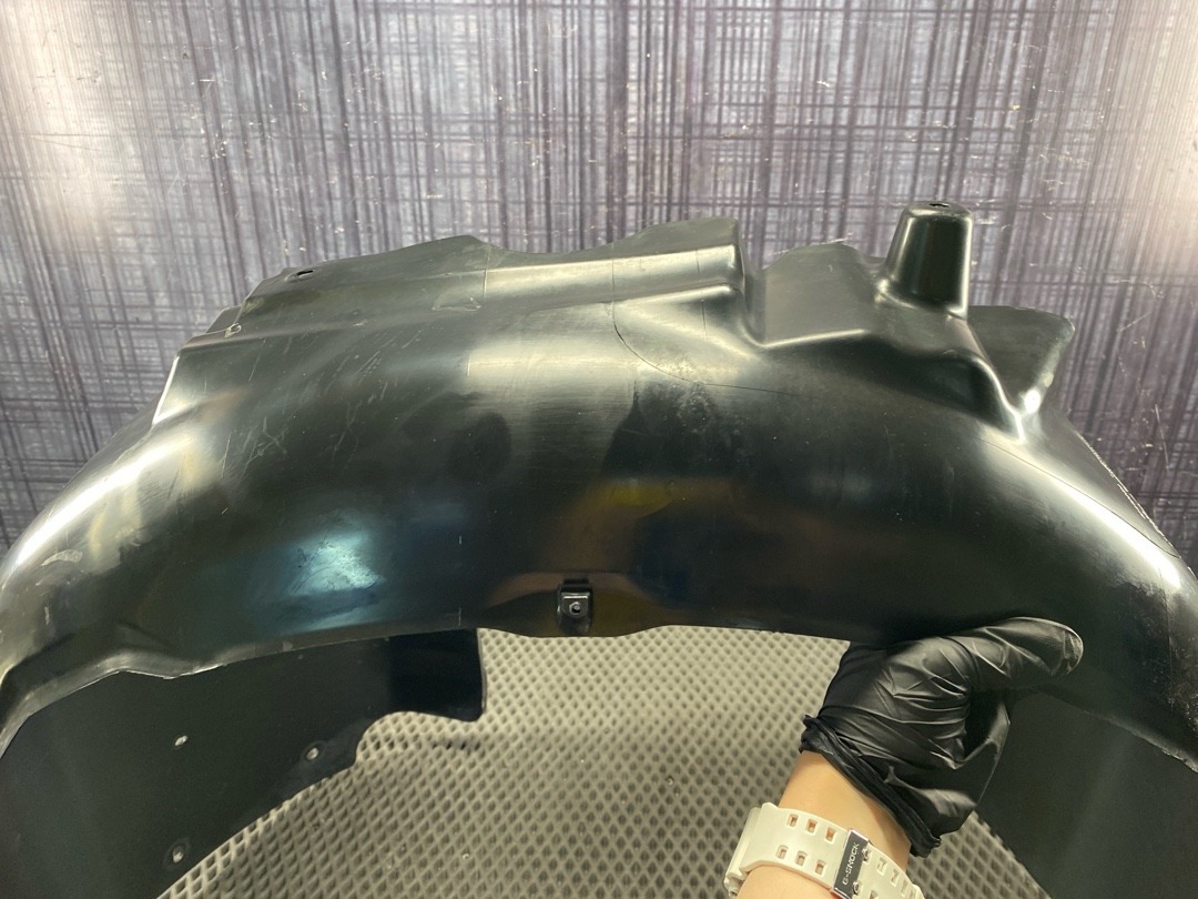 Подкрылок, 4040 рублей, Красноярск