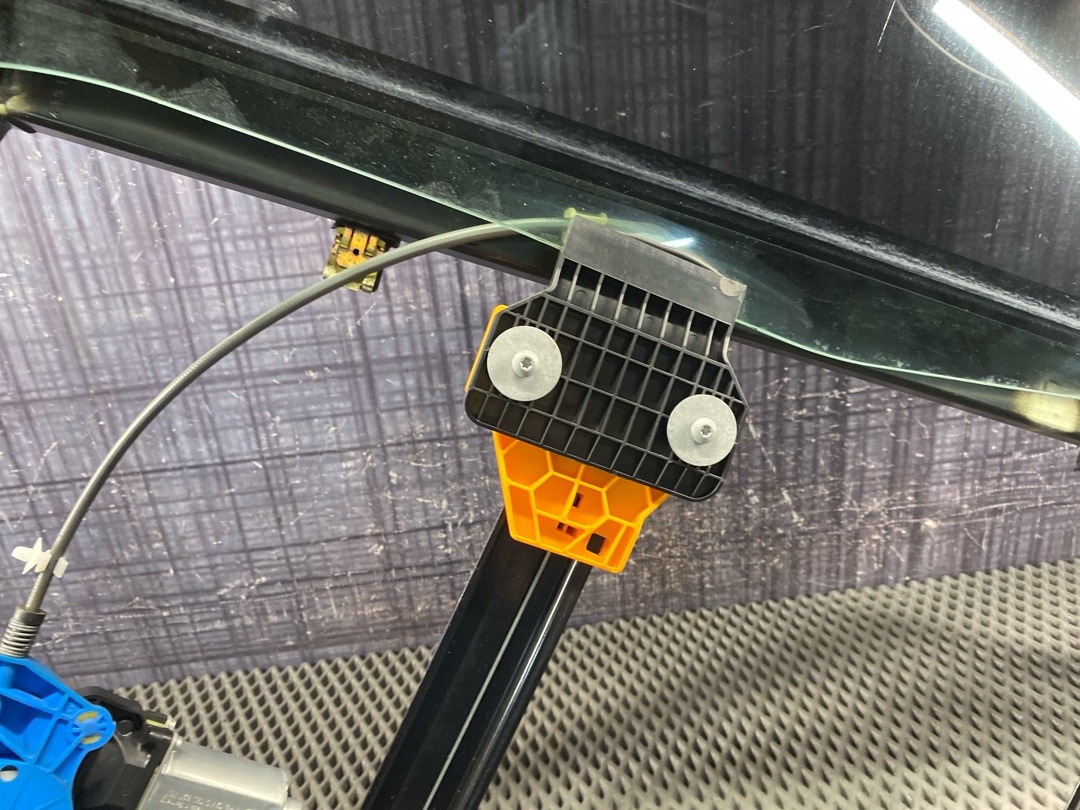 Стеклоподъемник, 2460 рублей, Красноярск