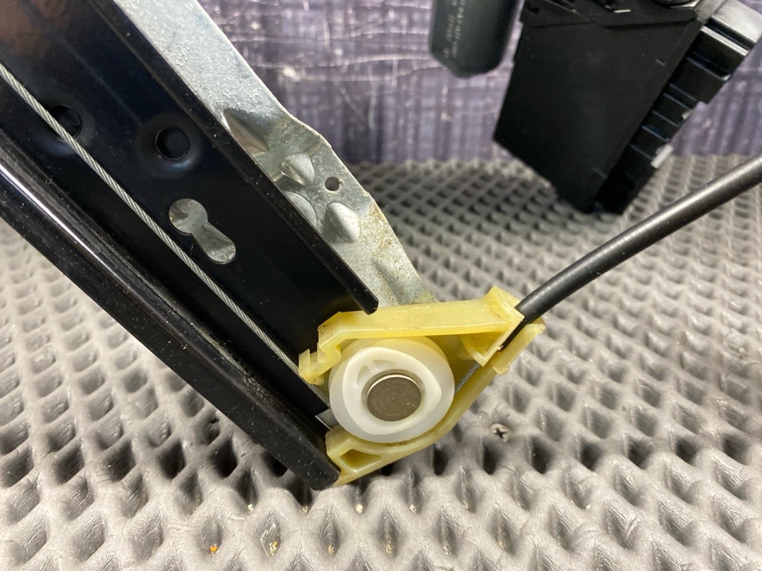 Стеклоподъемник, 2460 рублей, Красноярск