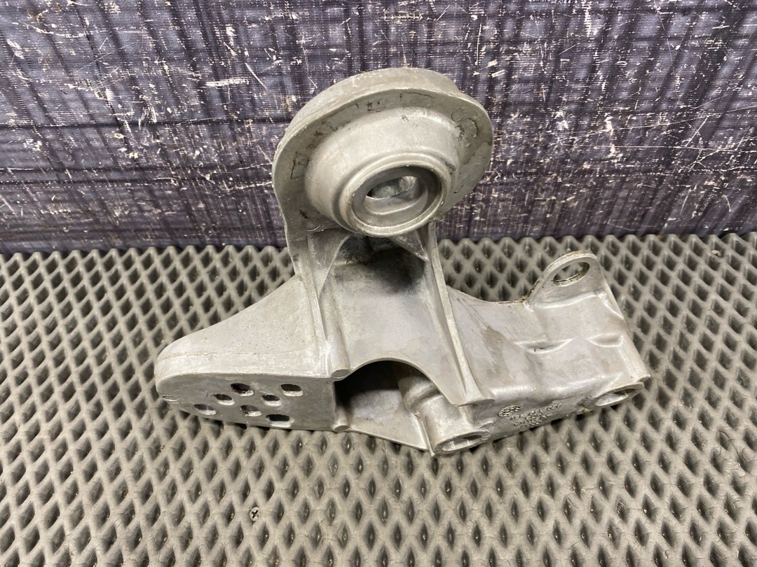 Кронштейн двигателя, 1110 рублей, Красноярск