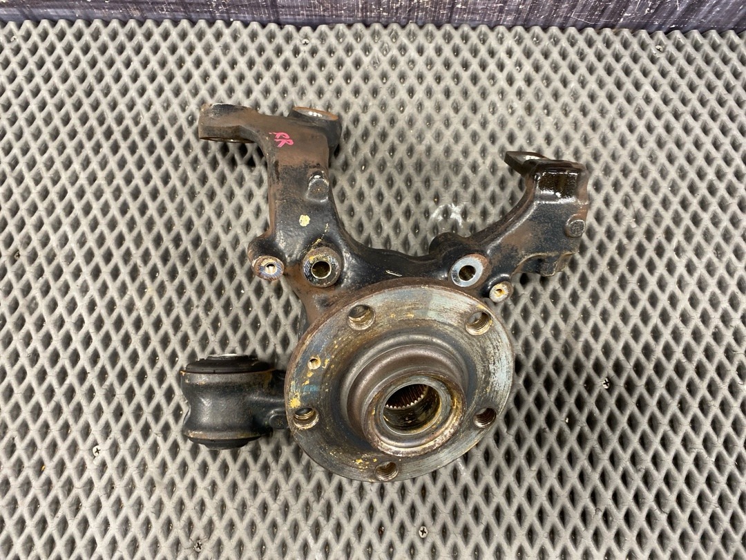 Поворотный кулак, 4010 рублей, Красноярск