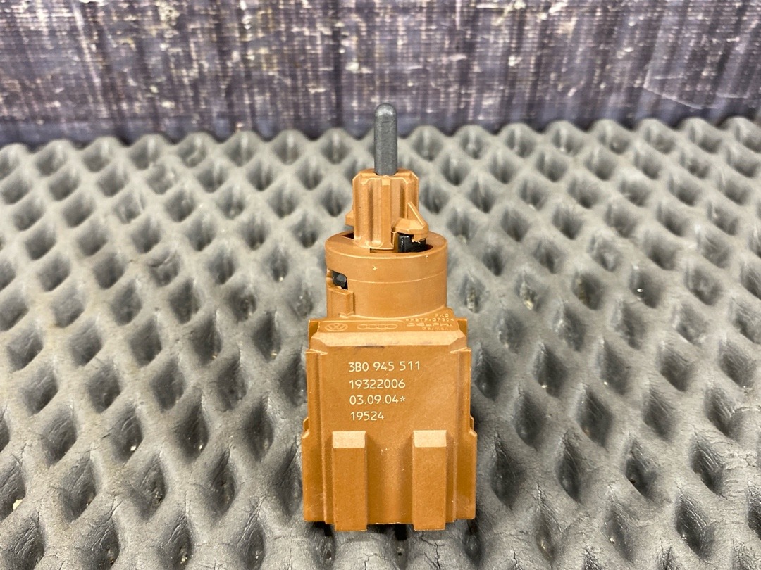 Концевик педали тормоза, 1140 рублей, Красноярск