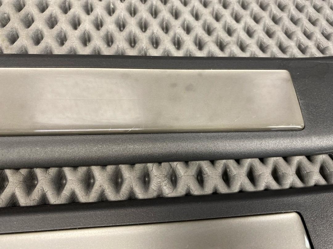 Комплект накладок на порог, 7430 рублей, Красноярск