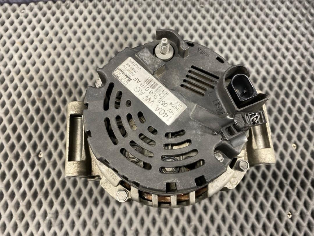 Генератор, 12860 рублей, Красноярск