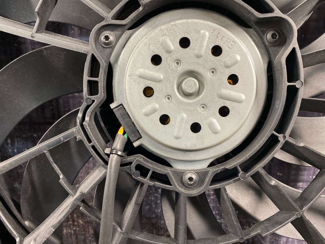 Вентилятор радиатора, 14630 рублей, Красноярск