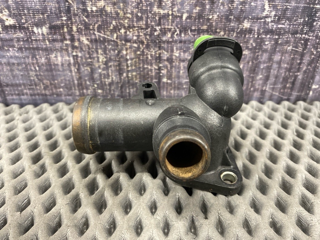 Фланец системы охлаждения, 1310 рублей, Красноярск