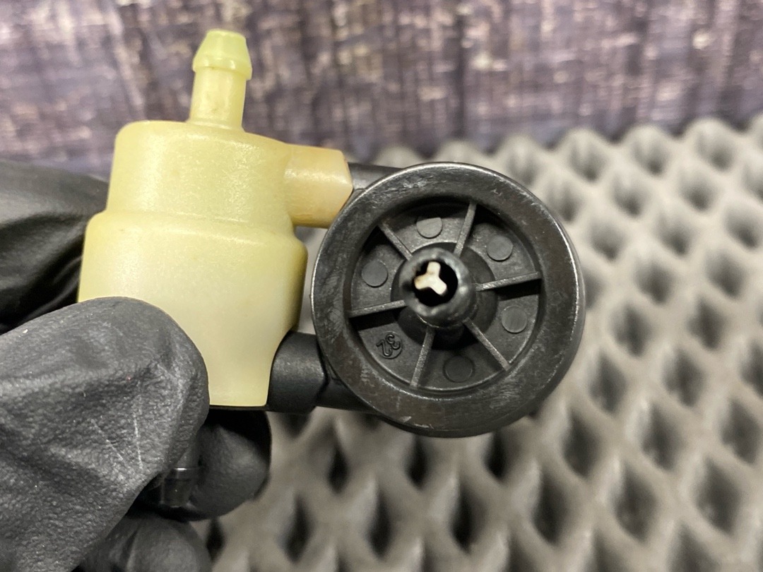 Мотор бачка стеклоомывателя, 970 рублей, Красноярск