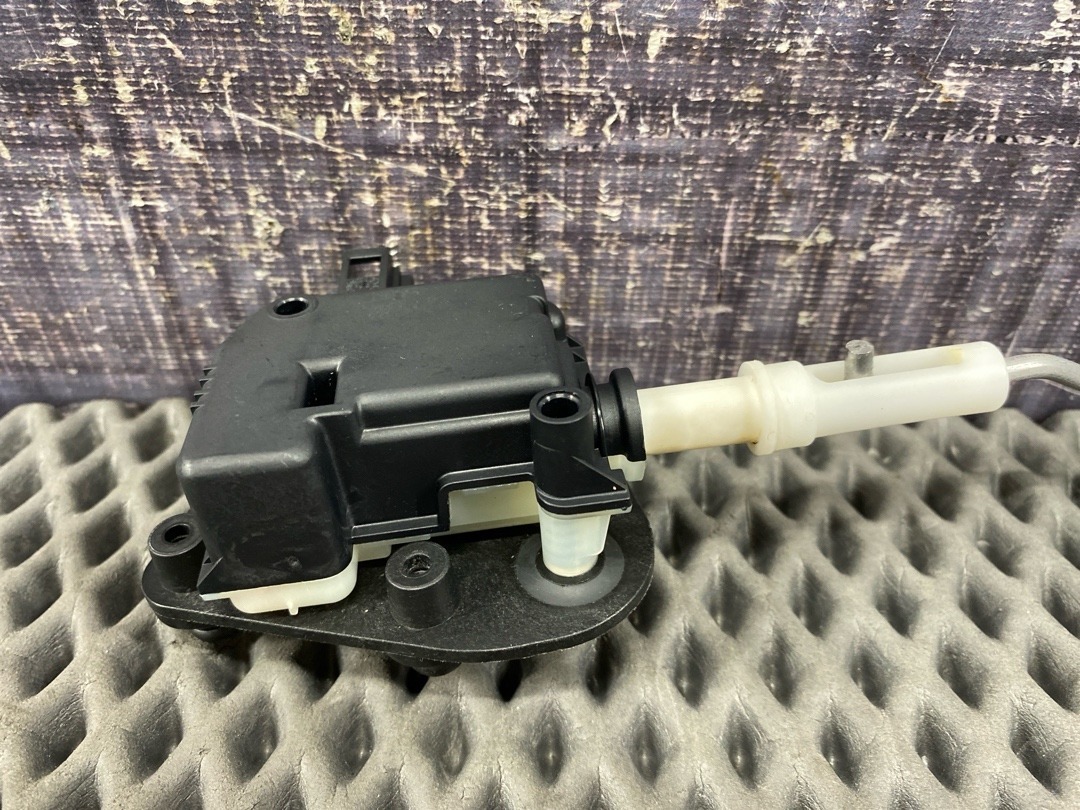 Привод замка багажника, 840 рублей, Красноярск