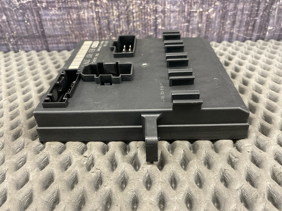 Блок управления бортовой сети, 2760 рублей, Красноярск