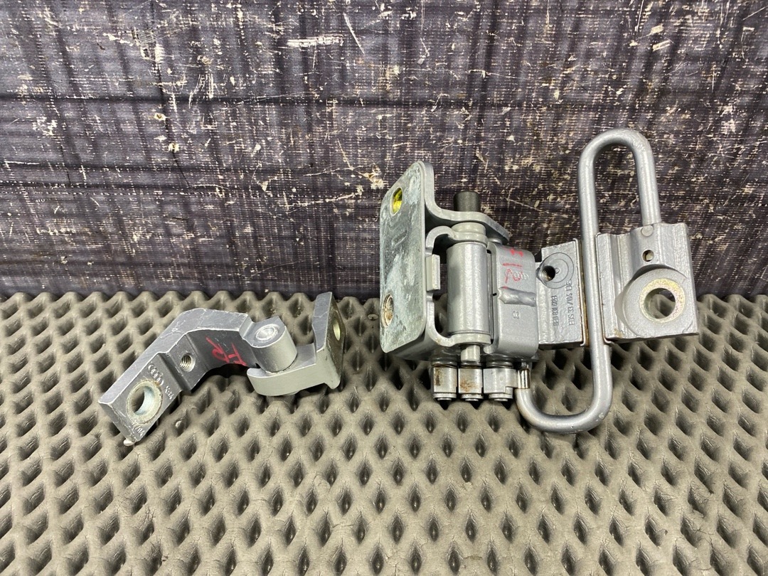 Петля двери, 3010 рублей, Красноярск