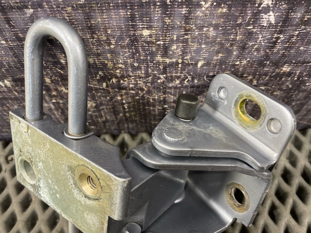 Петля двери, 3010 рублей, Красноярск