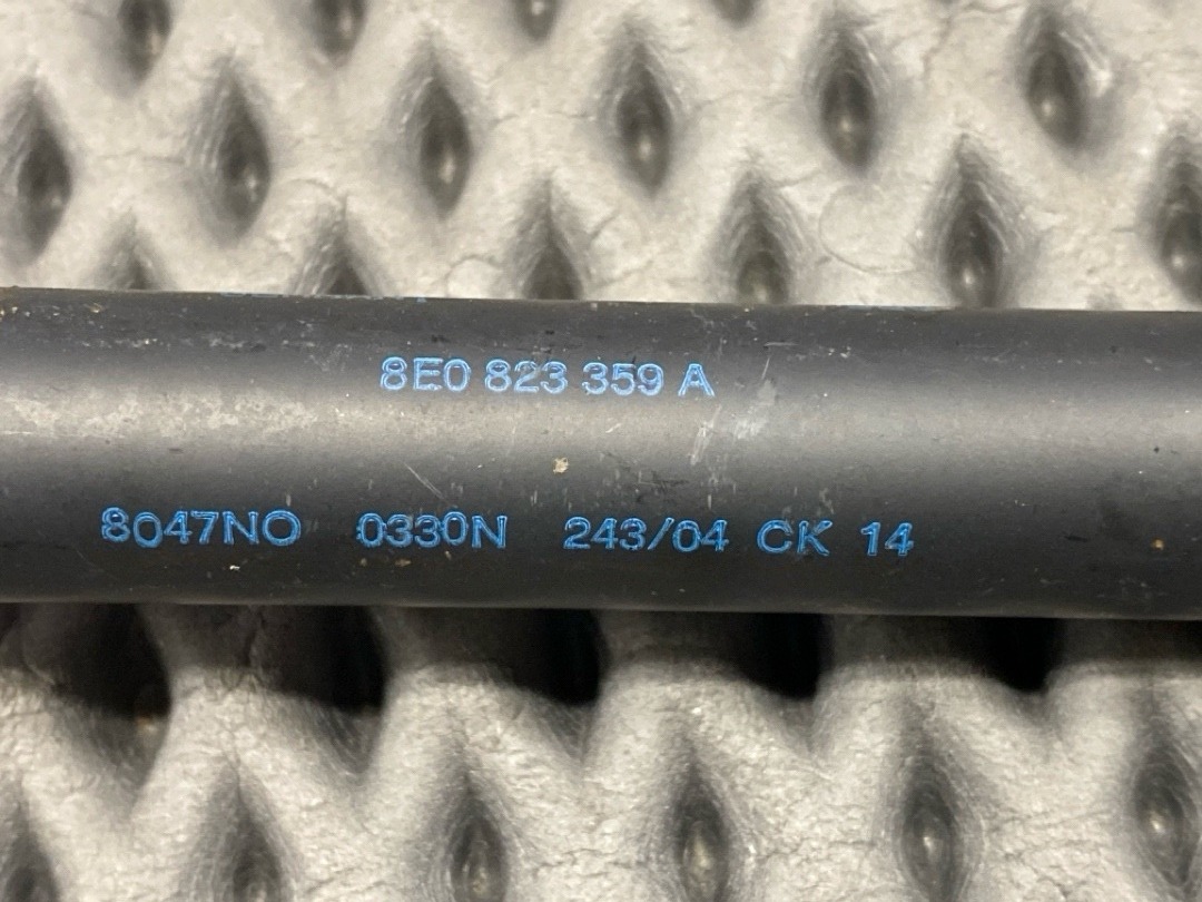 Амортизатор капота, 910 рублей, Красноярск