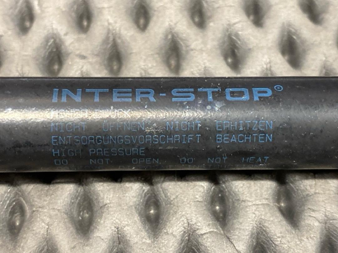 Амортизатор багажника, 650 рублей, Красноярск