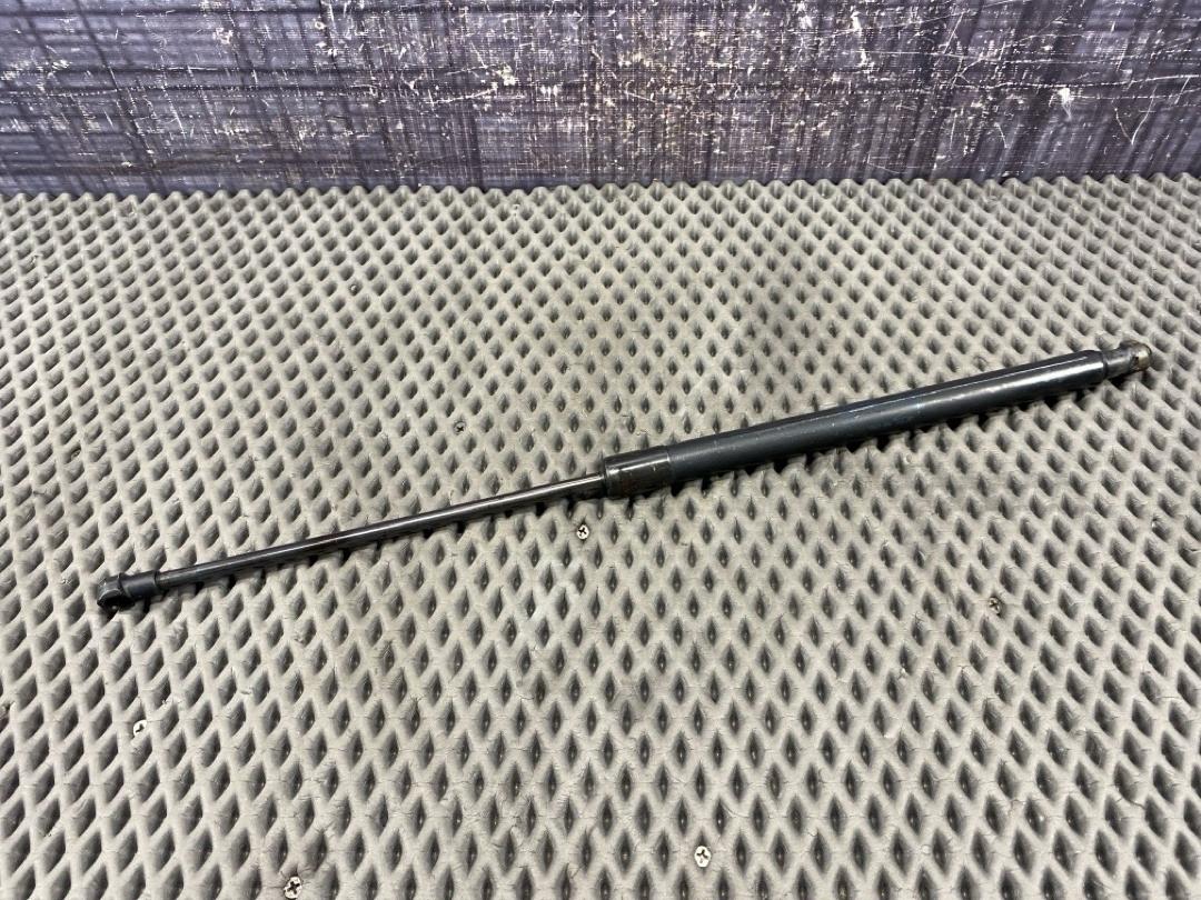 Амортизатор багажника, 650 рублей, Красноярск