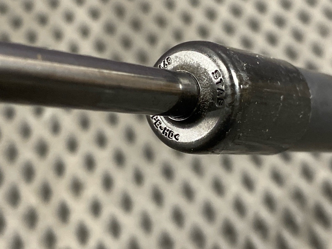 Амортизатор багажника, 650 рублей, Красноярск