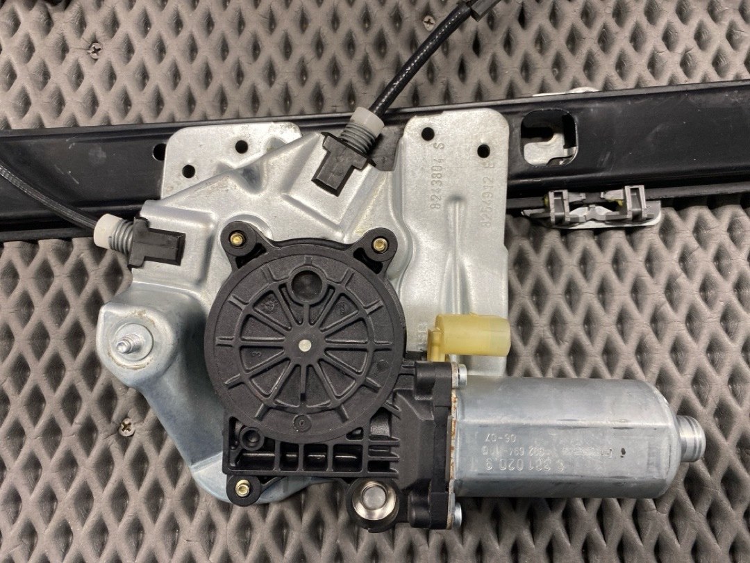 Стеклоподъемник, 1500 рублей, Красноярск