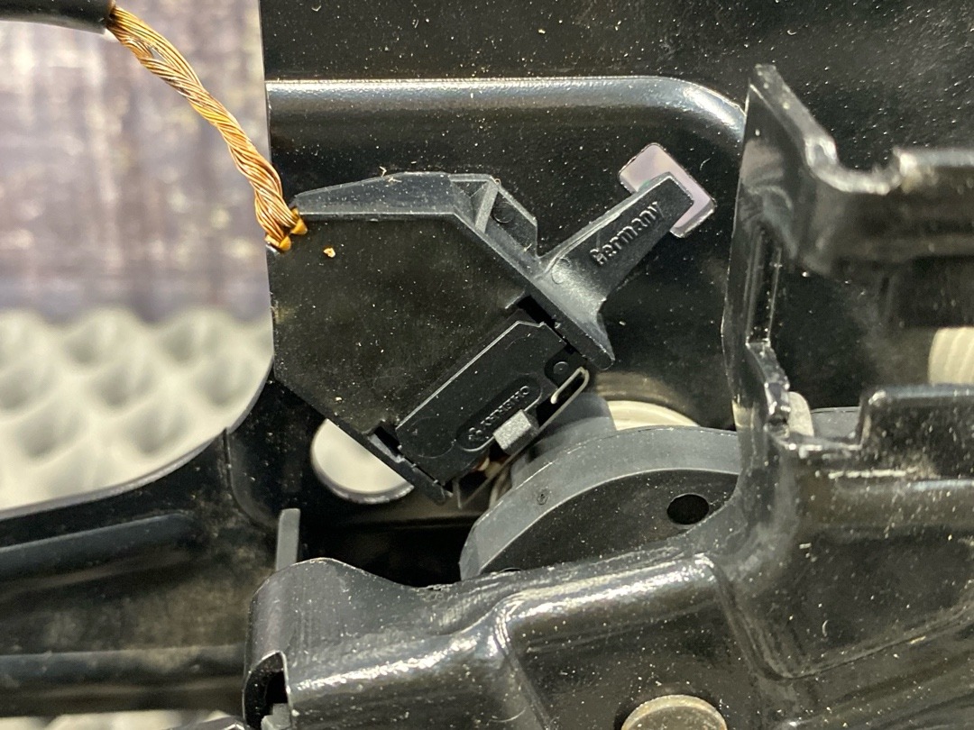 Замок капота, 1920 рублей, Красноярск