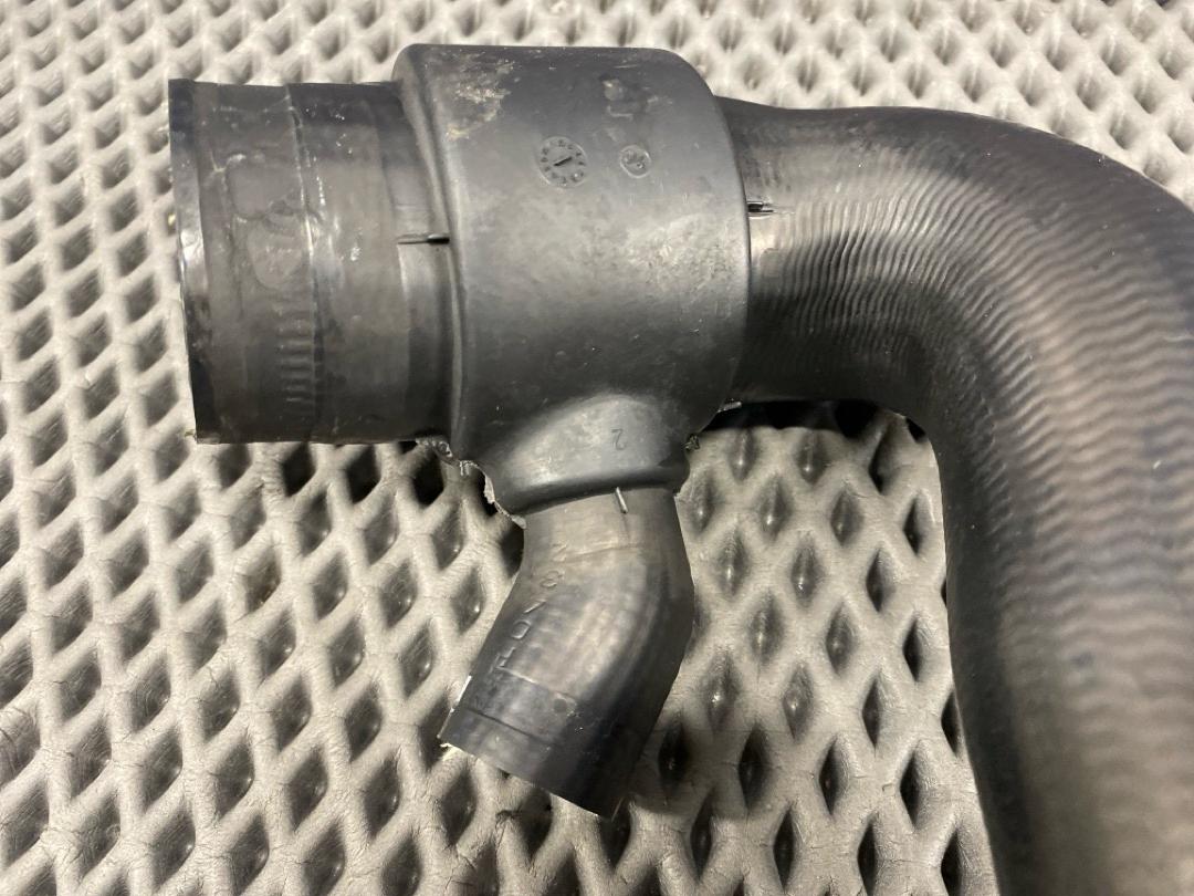 Патрубок интеркуллера, 2210 рублей, Красноярск