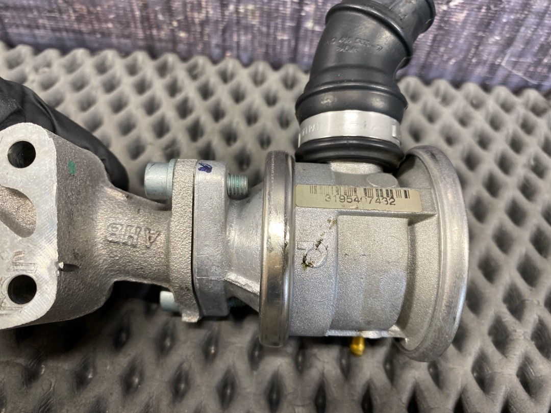 Клапан рециркуляции выхлопных газов, 3020 рублей, Красноярск