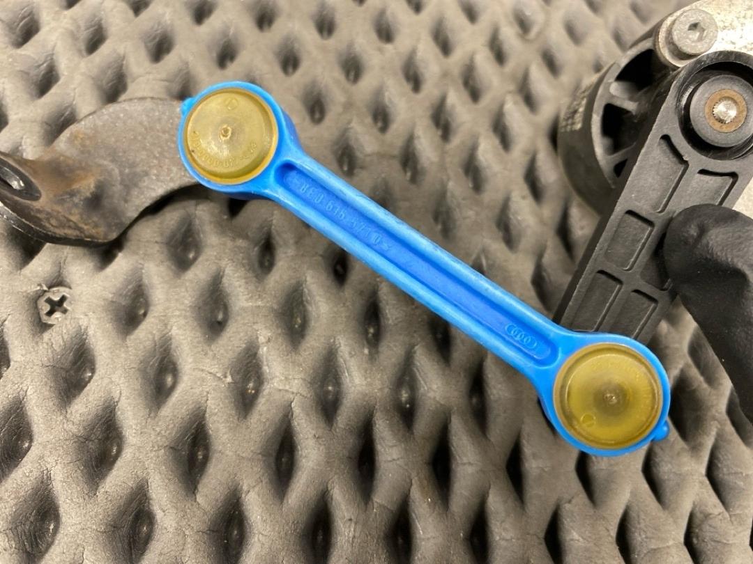 Датчик уровня подвески, 4360 рублей, Красноярск