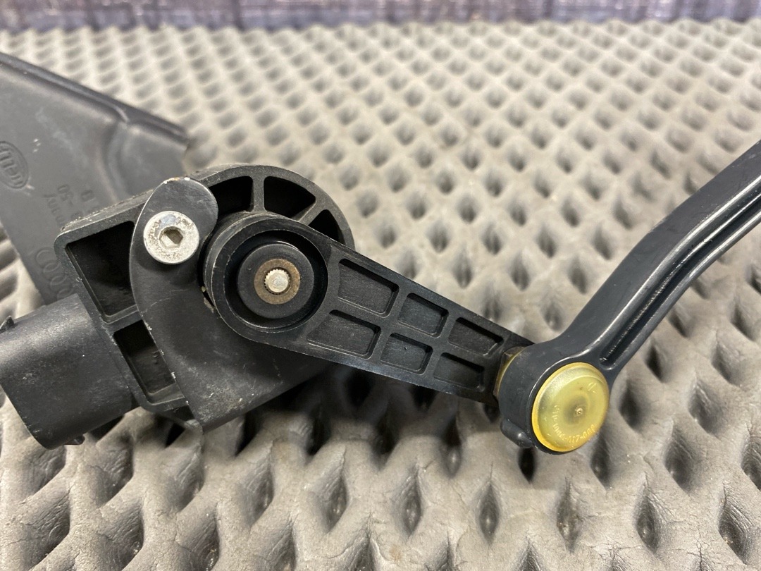 Датчик уровня подвески, 4360 рублей, Красноярск