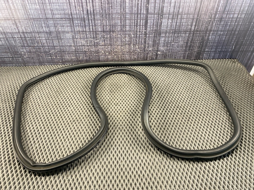 Уплотнитель крышки багажника, 1980 рублей, Красноярск