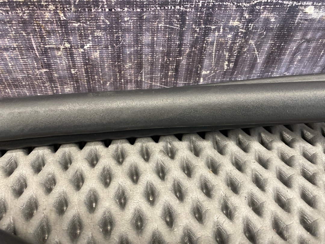 Уплотнитель крышки багажника, 1980 рублей, Красноярск