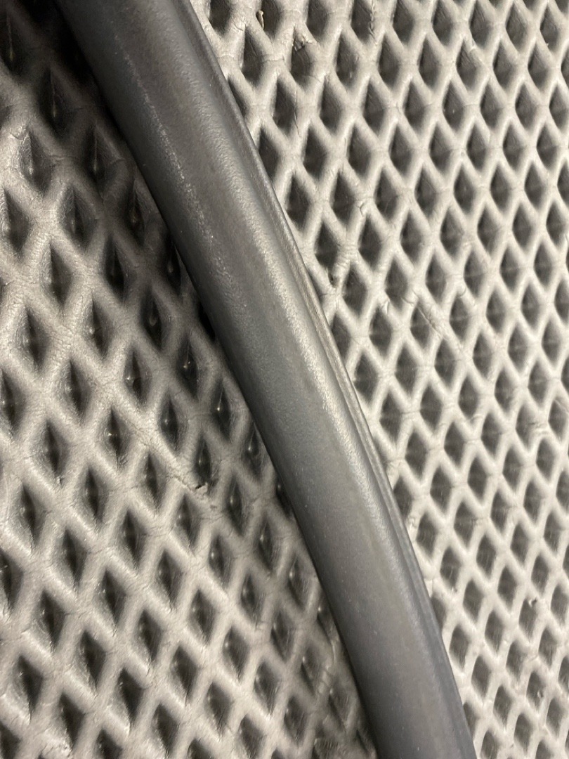 Уплотнитель крышки багажника, 1980 рублей, Красноярск