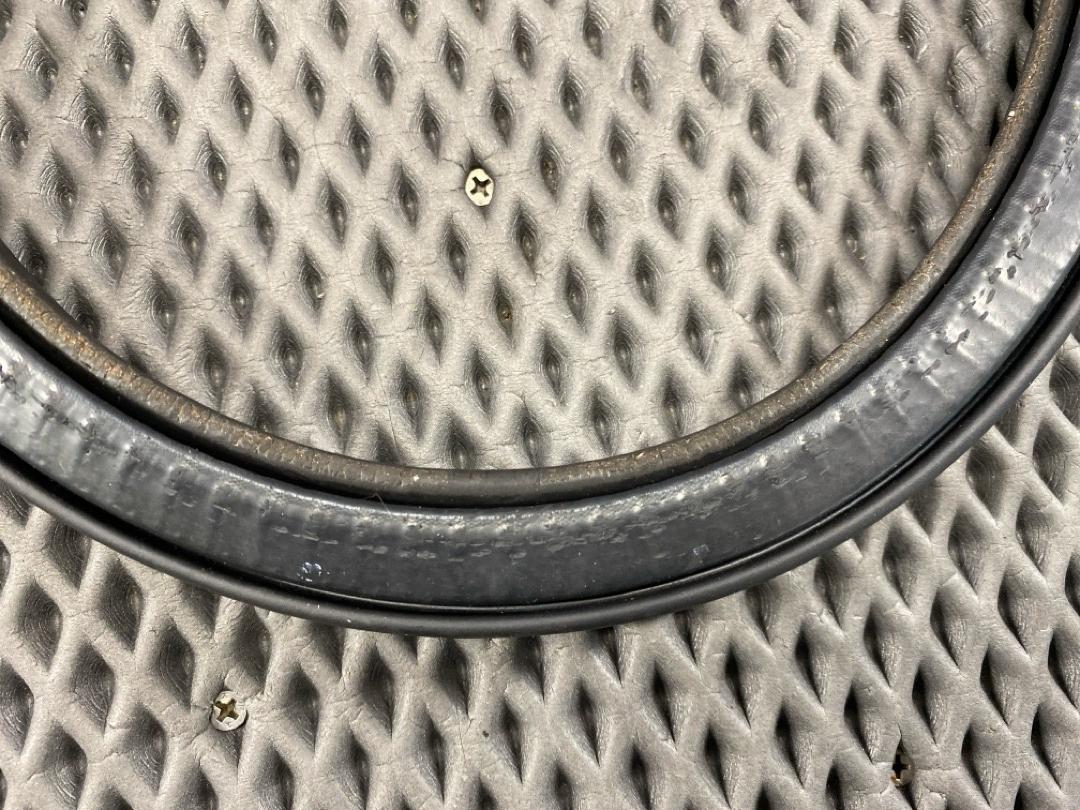 Уплотнитель крышки багажника, 1980 рублей, Красноярск