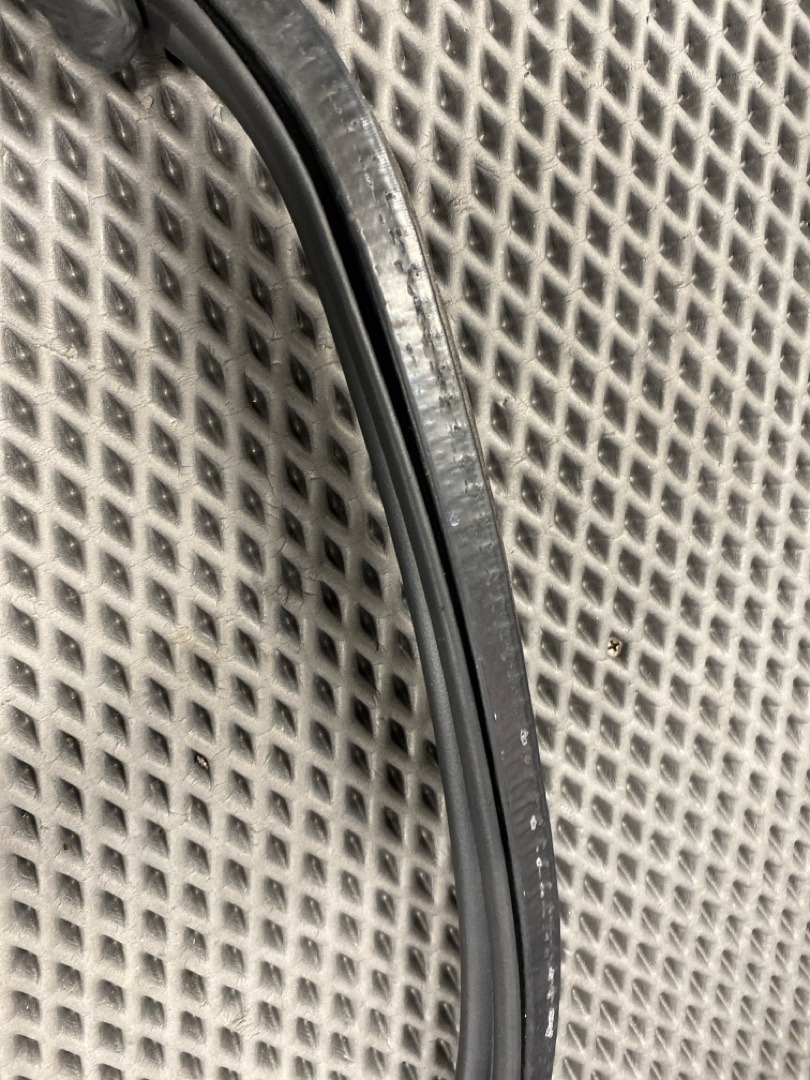 Уплотнитель крышки багажника, 1980 рублей, Красноярск