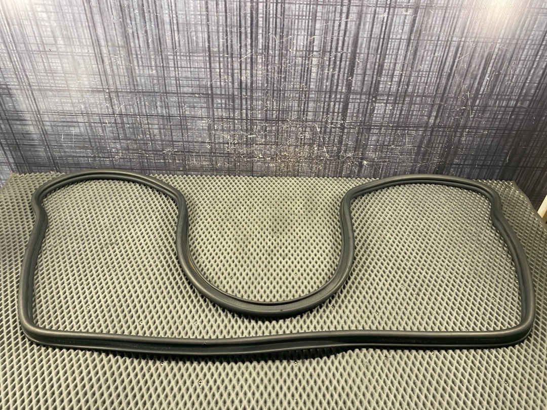 Уплотнитель крышки багажника, 2880 рублей, Красноярск