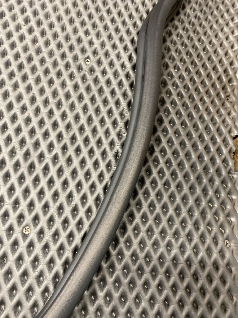 Уплотнитель крышки багажника, 2880 рублей, Красноярск