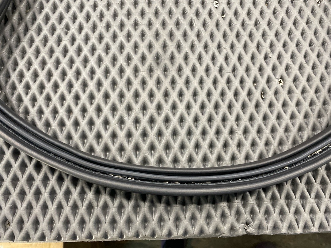 Уплотнитель крышки багажника, 2880 рублей, Красноярск