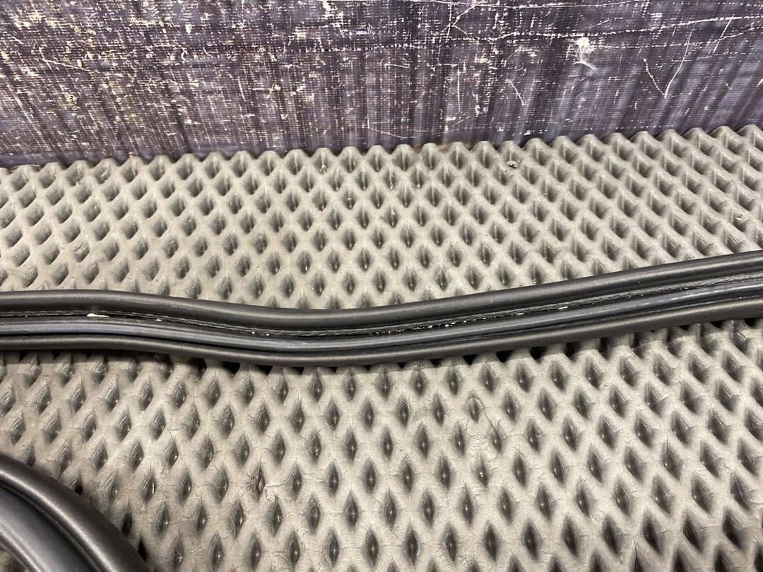 Уплотнитель крышки багажника, 2880 рублей, Красноярск