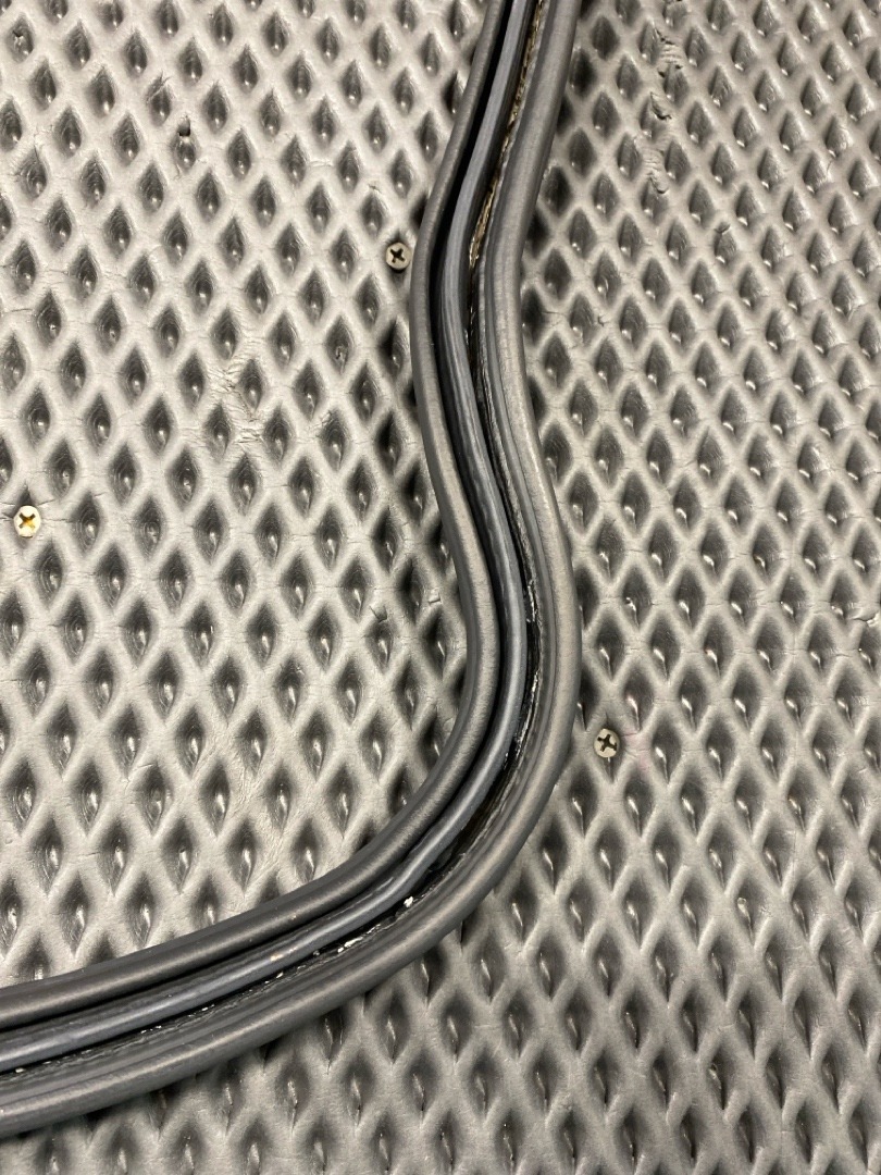 Уплотнитель крышки багажника, 2880 рублей, Красноярск