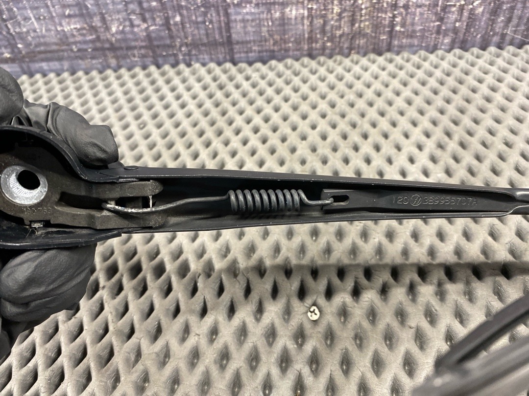 Дворник, 1980 рублей, Красноярск