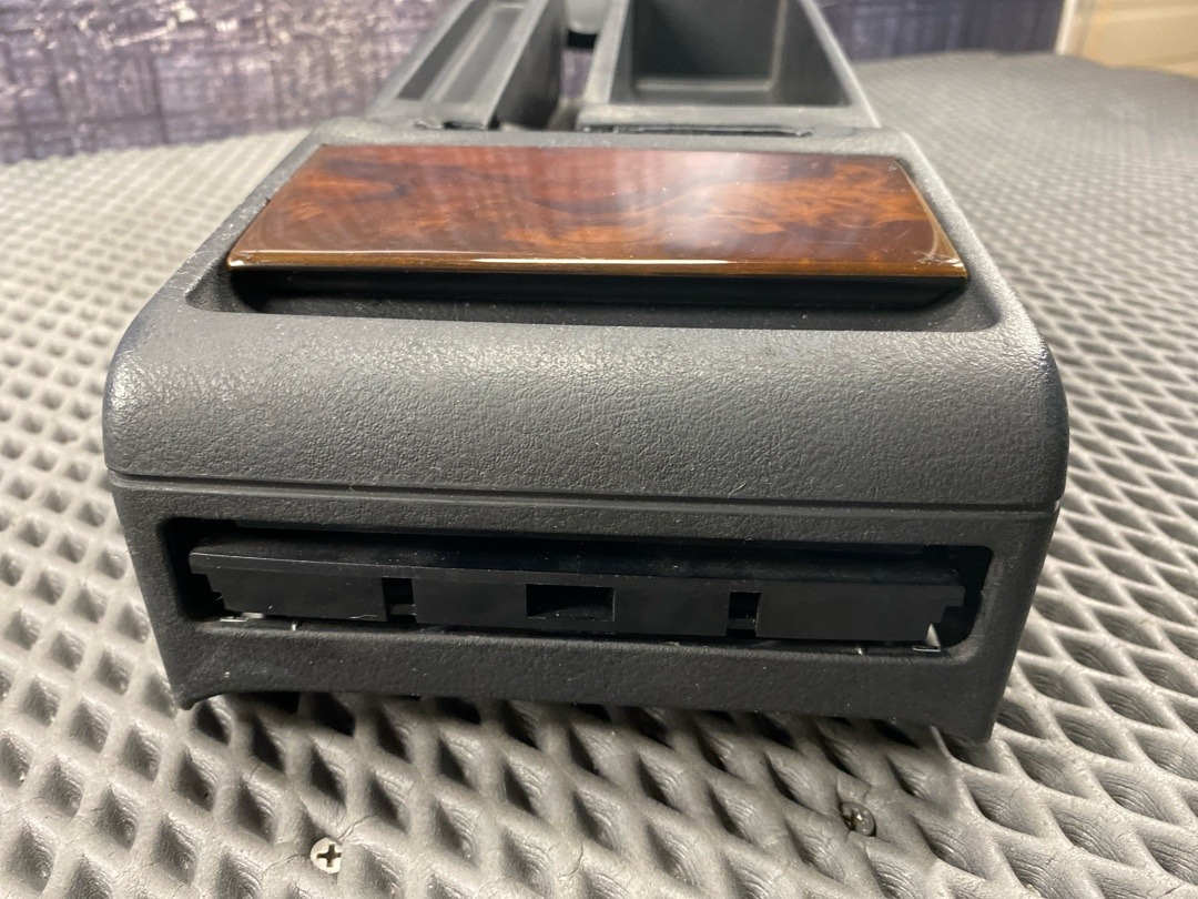 Консоль между сидений, 5830 рублей, Красноярск