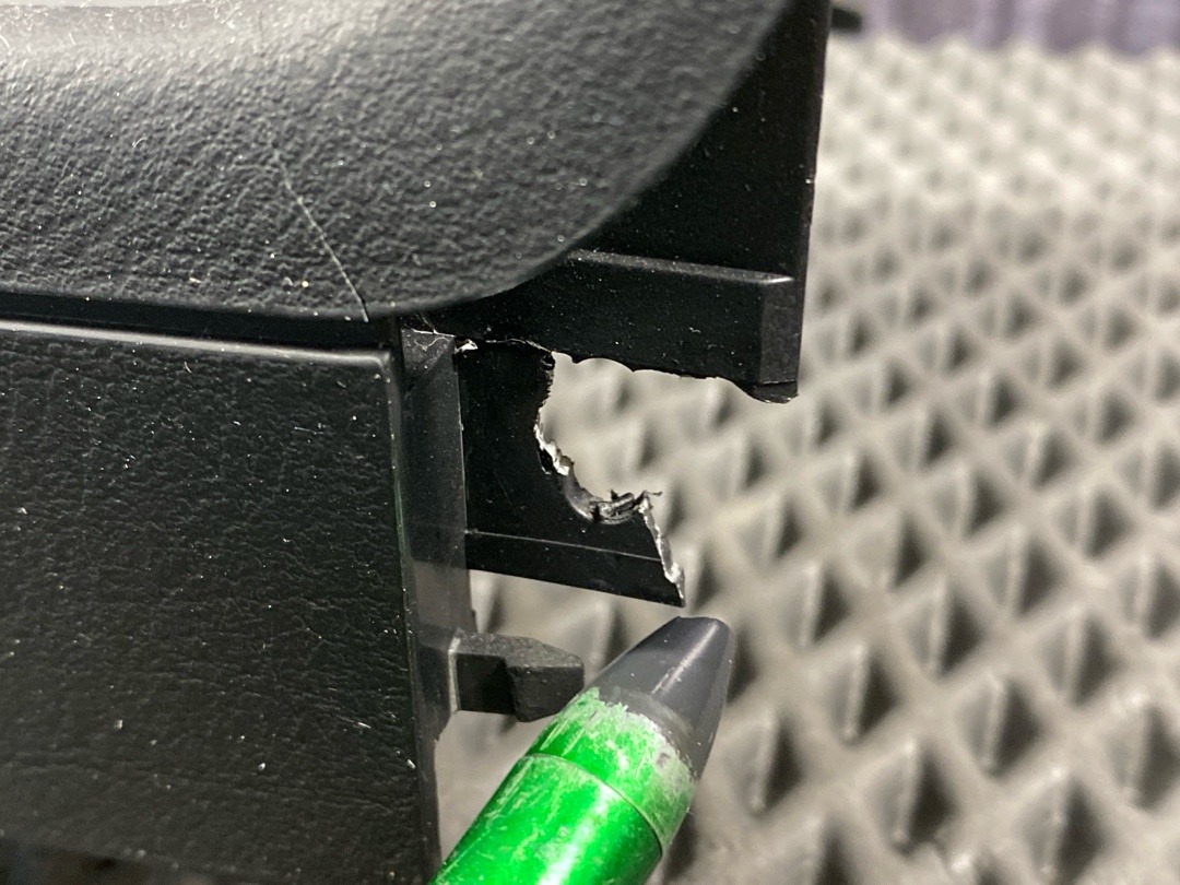 Консоль между сидений, 5830 рублей, Красноярск