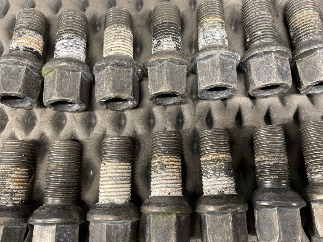 Комплект колесных болтов, 3110 рублей, Красноярск