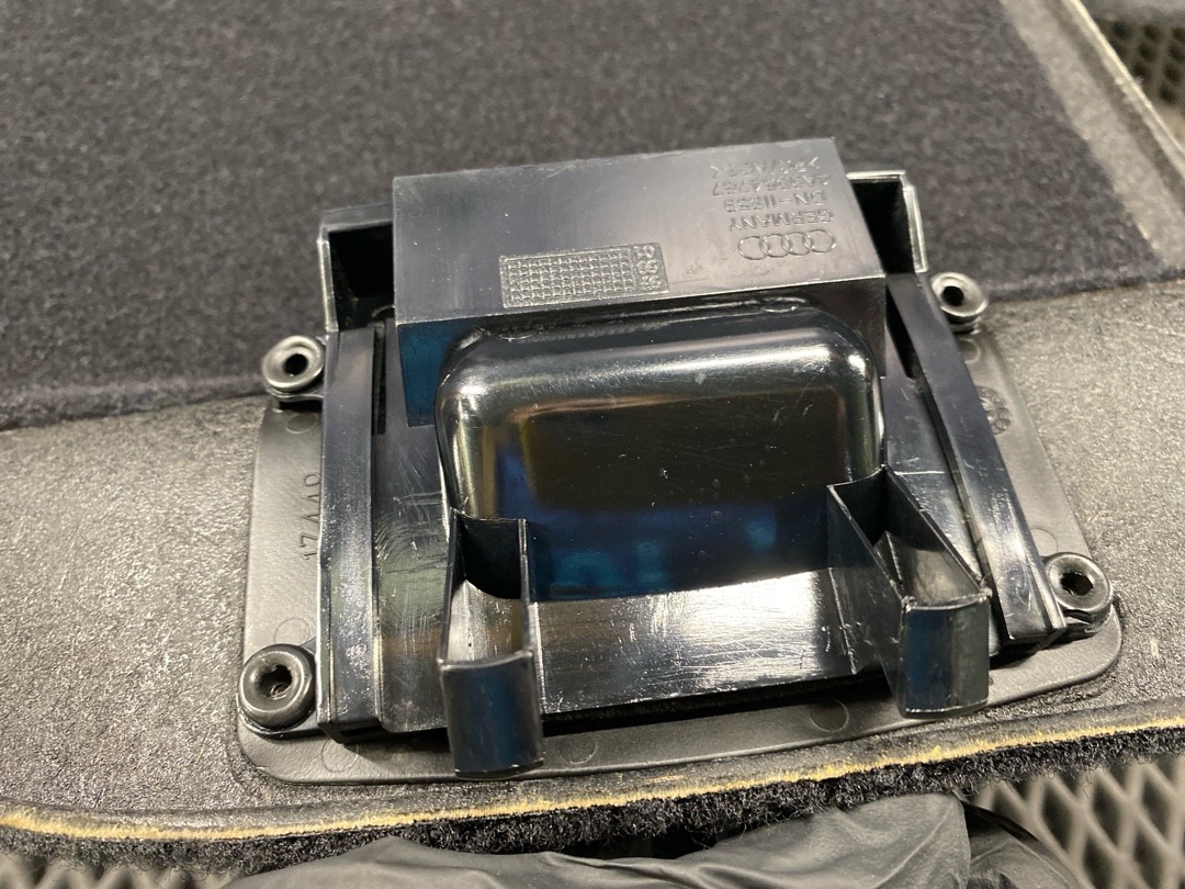 Обшивка багажника, 1940 рублей, Красноярск