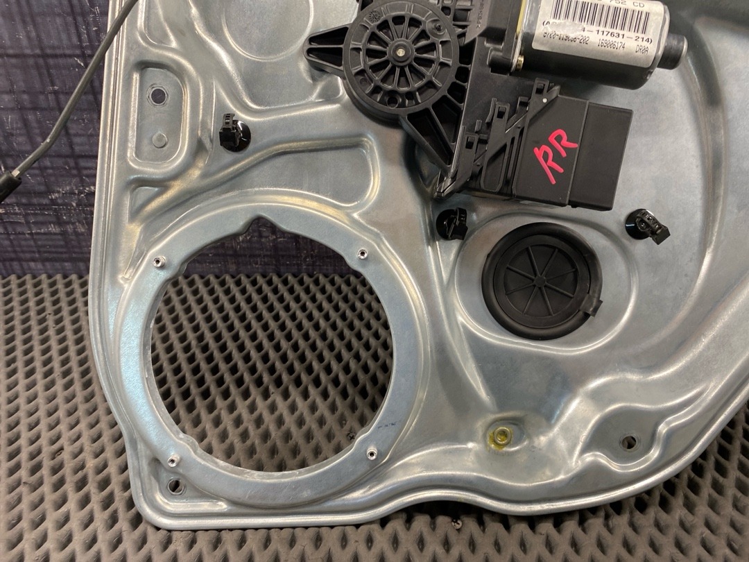 Стеклоподъемник, 2960 рублей, Красноярск