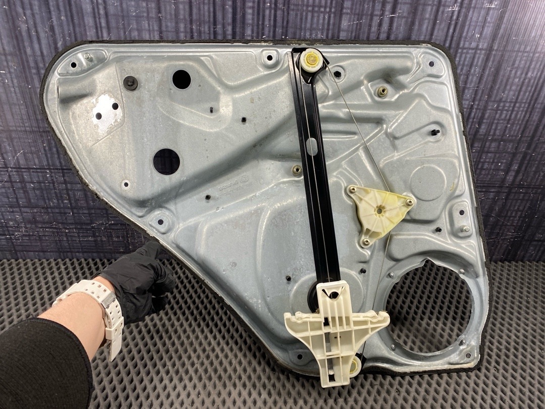 Стеклоподъемник, 2960 рублей, Красноярск