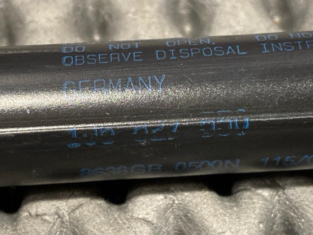 Амортизатор багажника, 920 рублей, Красноярск