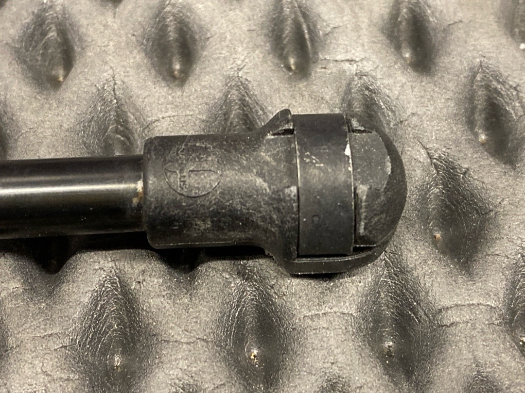 Амортизатор багажника, 920 рублей, Красноярск