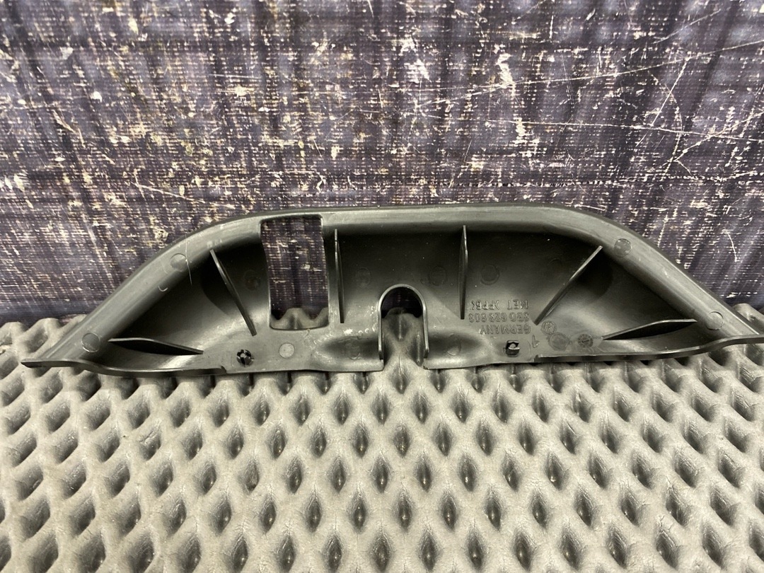 Декоративная накладка замка капота, 1760 рублей, Красноярск