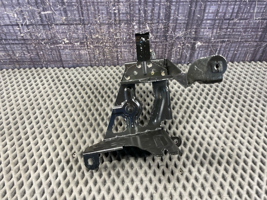 Кронштейн блока ABS, 1030 рублей, Красноярск