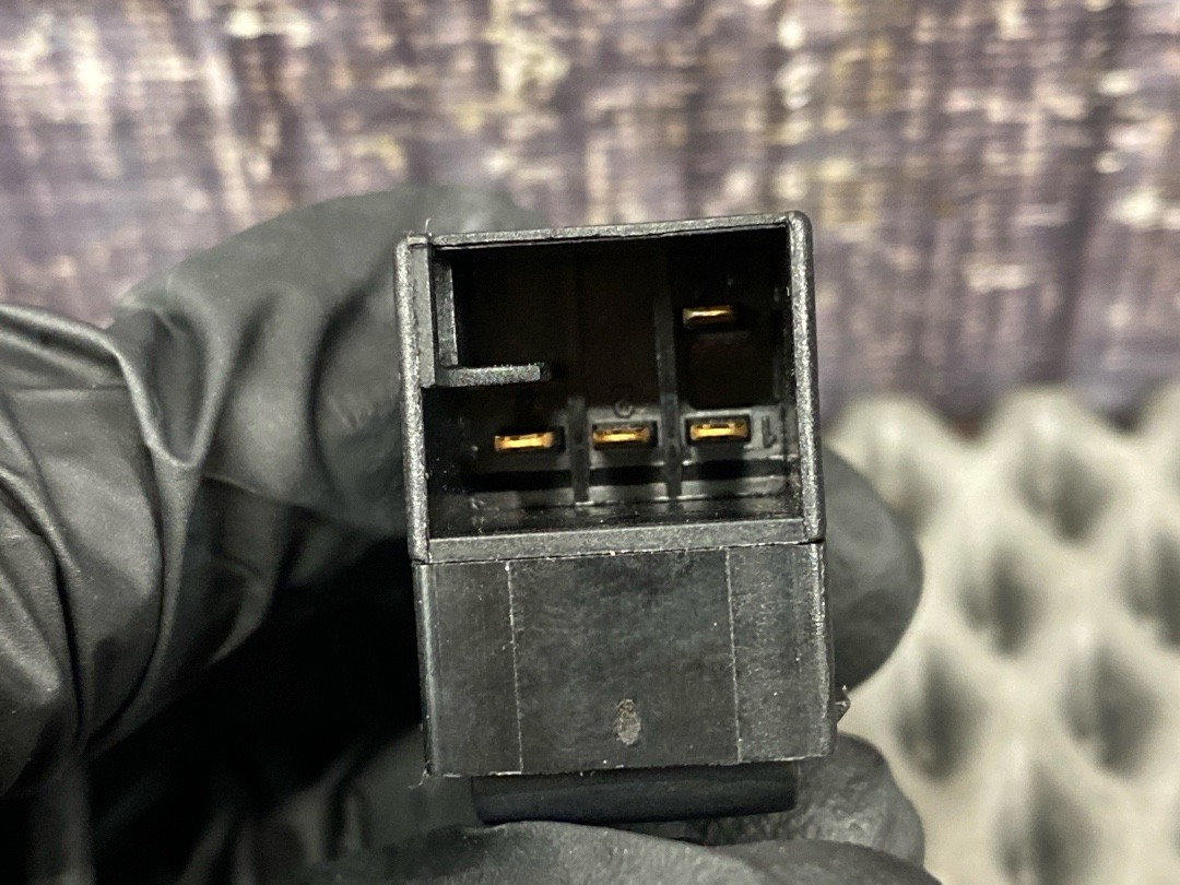 Кнопка стеклоподъемника, 510 рублей, Красноярск