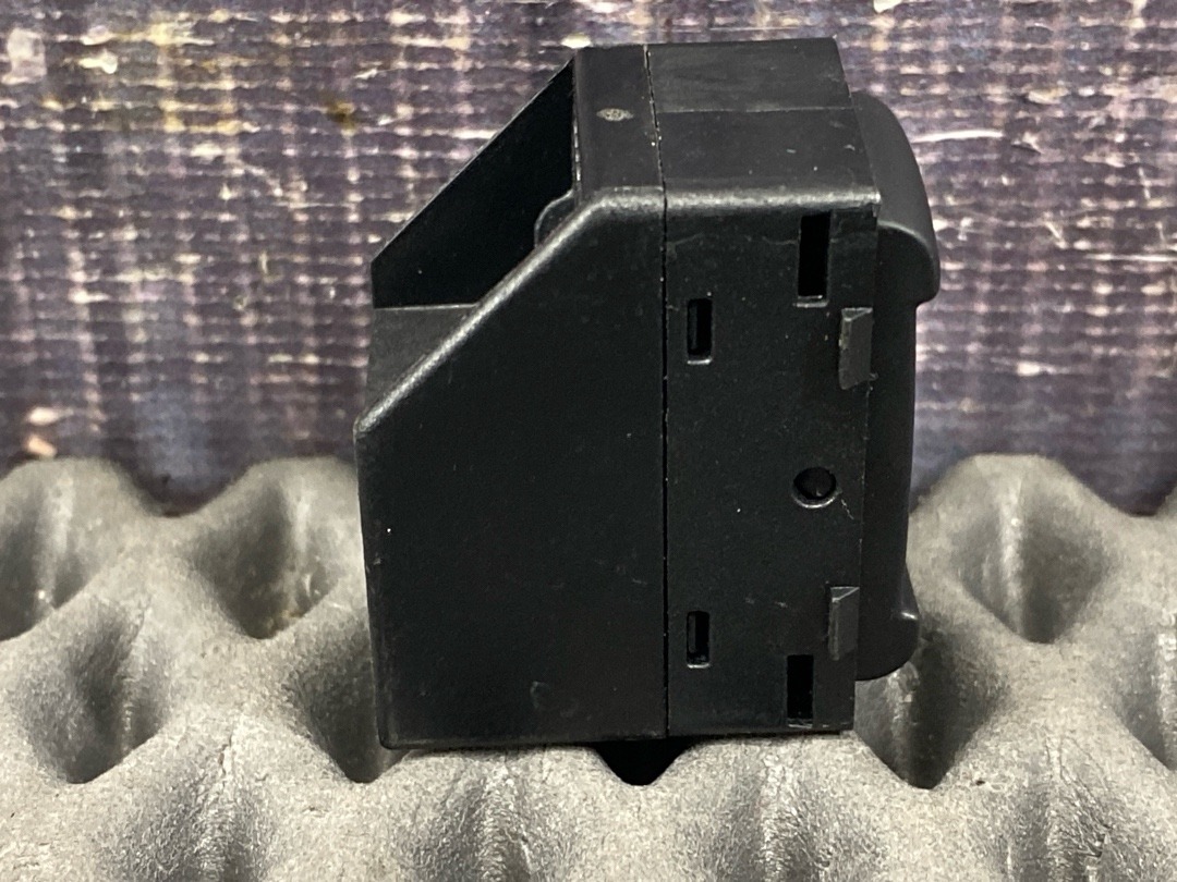 Кнопка стеклоподъемника, 510 рублей, Красноярск