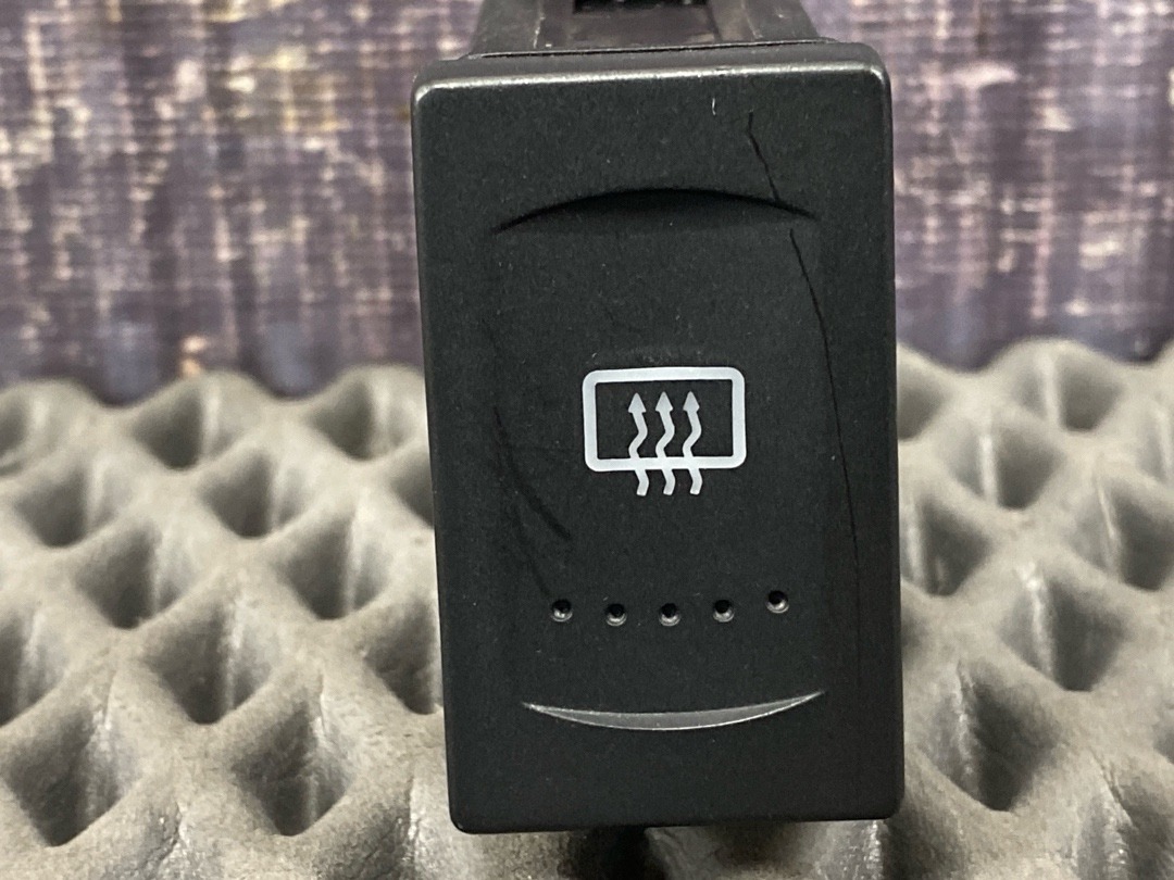 Кнопка салона, 860 рублей, Красноярск